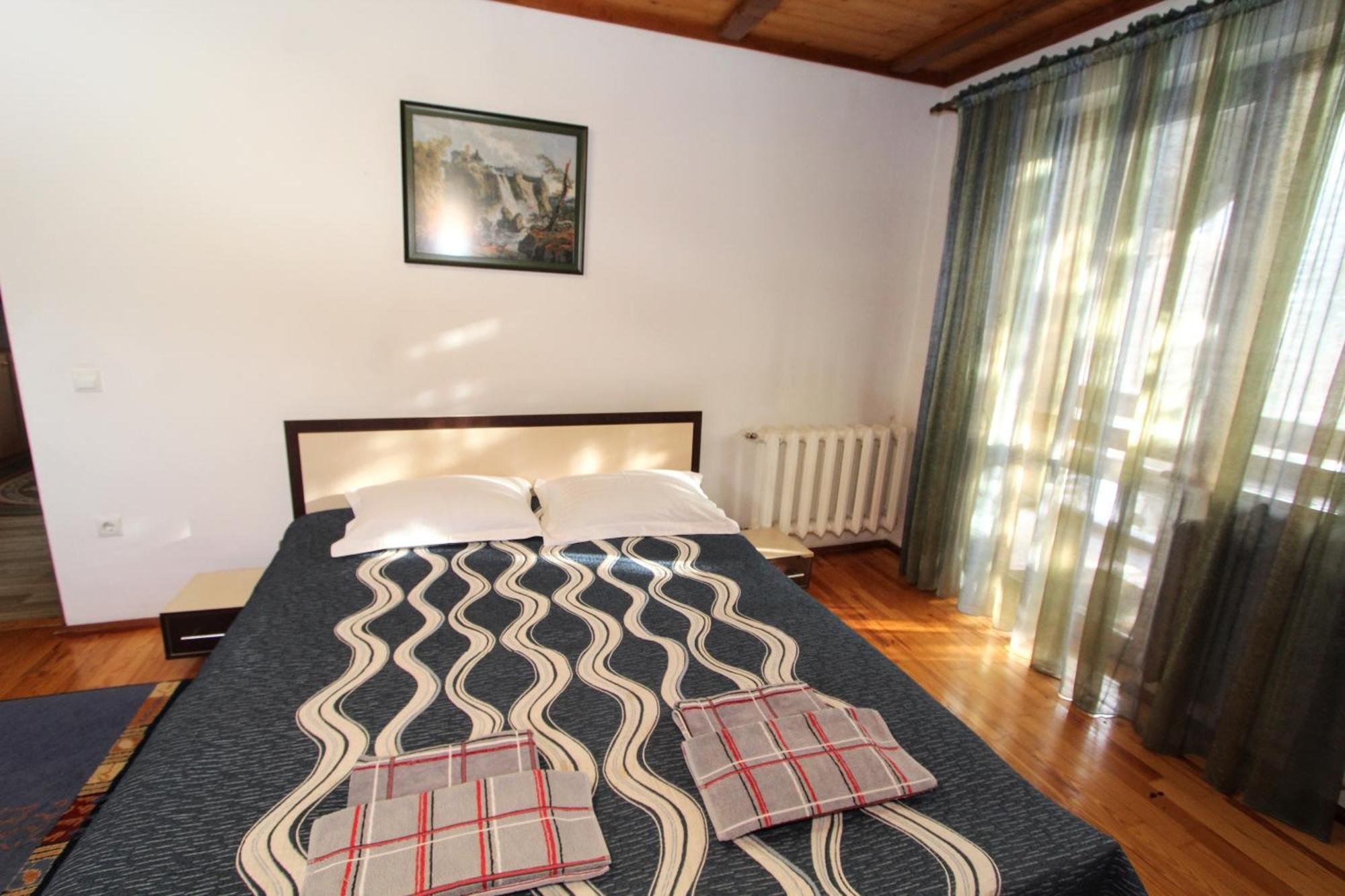 Хуторянка Villa Tatariv Eksteriør bilde